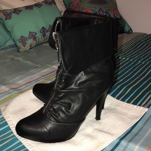 Kardashian Kollection zip booties